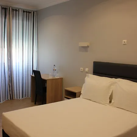 O Eletrico Гостьовий будинок Лісабон