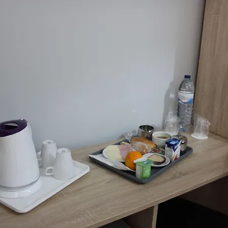 O Eletrico Гостьовий будинок Лісабон