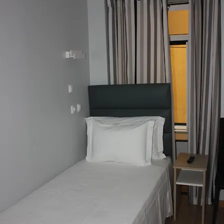 O Eletrico Πανσιόν 3*